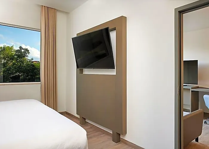 By Marriott 3*