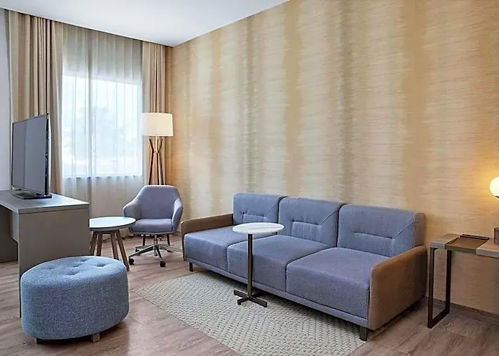 Hotel By Marriott 3*